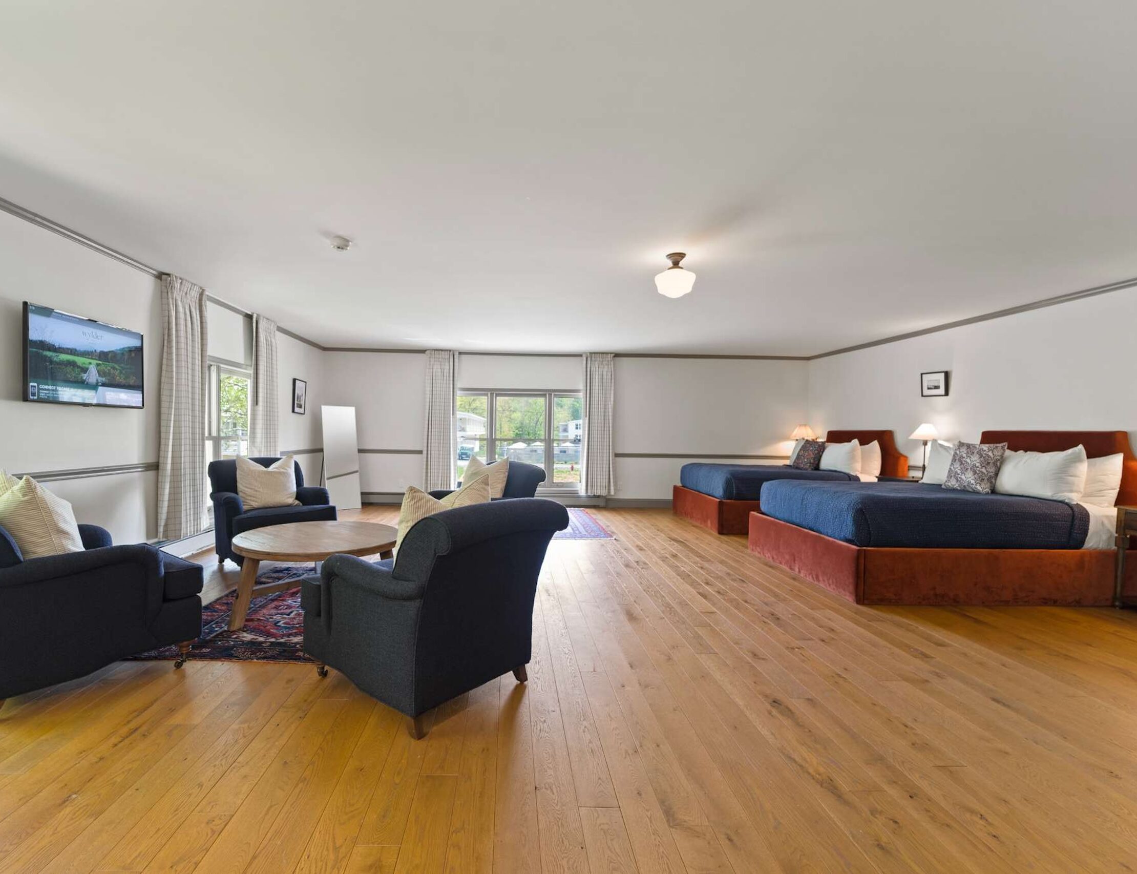 Full view of the Evergreen Suite